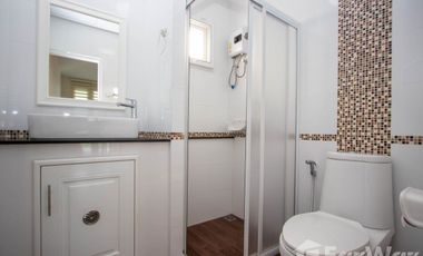 4BR House w/ Private Pool: Sansaran Mod Chic, Nong Khwai