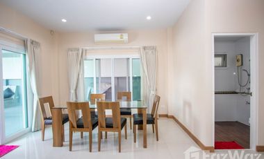 4BR House w/ Private Pool: Sansaran Mod Chic, Nong Khwai