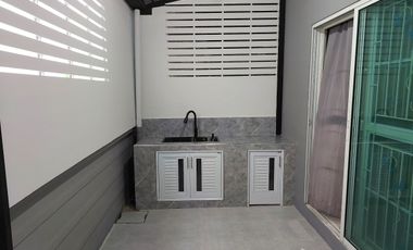 3 Bedroom Townhouse for sale in Lat Sawai, Pathum Thani