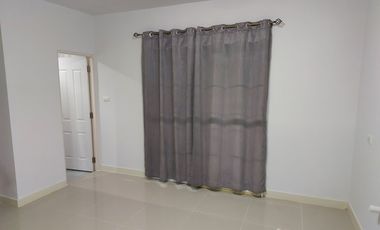 3 Bedroom Townhouse for sale in Lat Sawai, Pathum Thani