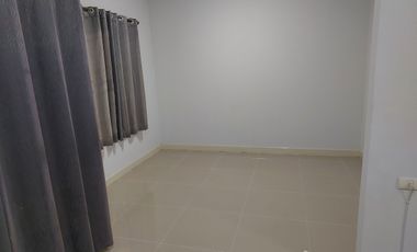 3 Bedroom Townhouse for sale in Lat Sawai, Pathum Thani