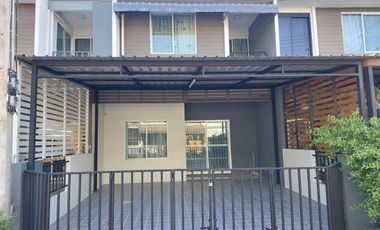 3 Bedroom Townhouse for sale in Lat Sawai, Pathum Thani