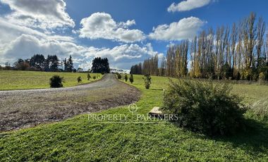 Sitio en exclusivo Loteo en Ruta 215