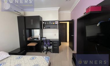 VENTA CASA EN LAGUNA DEL SOL EN SAMBORONDON (CMC)