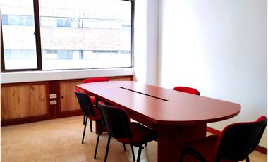 Oficina en Venta Cerca Parque del Poblado Medellin