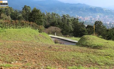 Lote en venta altos del Poblado