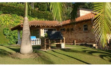 Casa campestre en Venta El Poblado Medellin