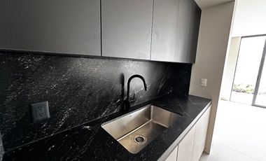 CASA EN RENTA EN SOLARES EN COTO