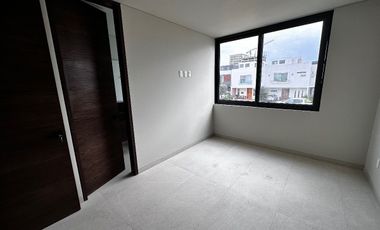 CASA EN RENTA EN SOLARES EN COTO