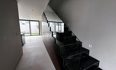 CASA EN RENTA EN SOLARES EN COTO