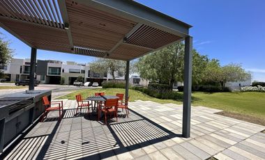 CASA EN RENTA EN SOLARES EN COTO