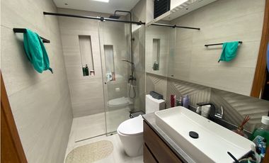 VENTA DE CASA ESPECTACULAR EN SECTOR VIVA, LA CEJA 2 niveles