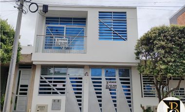 SE VENDE CASA DE DOS PISOS PARA ESTRENAR BARRIO VILLA SALOME/ YOPAL