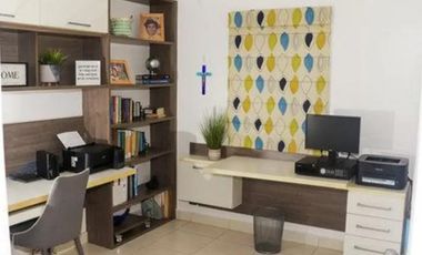 SE VENDE CASA EN PH FUENTE DEL FRESNO SUPER REMODELADA CON 768M2 JP