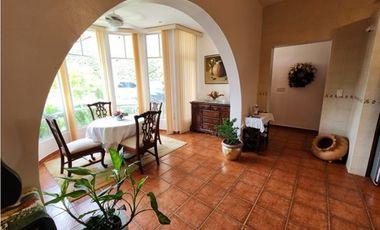 venta de mansión colonial en Sora