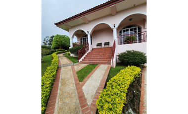 venta de mansión colonial en Sora