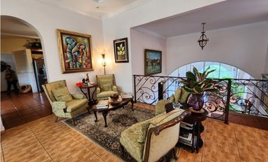 venta de mansión colonial en Sora