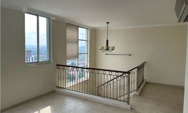 Venta: Penthouse en Aurora Tower, El Cangrejo