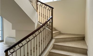 Venta: Penthouse en Aurora Tower, El Cangrejo