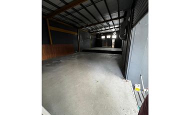 Alquiler de Bodega con espacio de local en Alquiler en San Francisco
