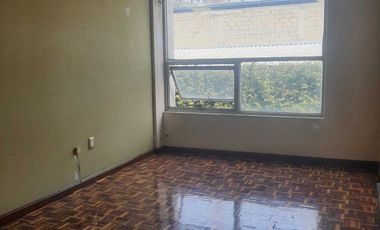 CASA CON USO DE SUELO, IDEAL PARA OFICINAS