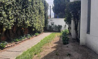CASA CON USO DE SUELO, IDEAL PARA OFICINAS