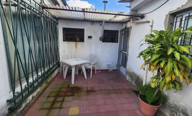 Casa en venta en Burzaco Este