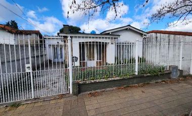 Casa en venta en Burzaco Este