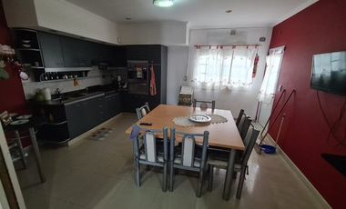 Chalet en venta en Monte Chingolo