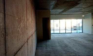 Local Comercial en Arriendo en Exequiel Fernández con Rodrigo de Araya