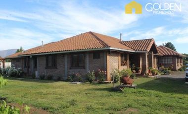 Casa en Venta en Gran casa estilo chileno colonial / Villa del Cobil Rengo