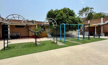 Increible Propiedad de 3 casas - Ixtapan de la Sal
