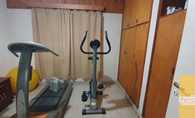 Casa en venta de 5 dormitorios en Centenario