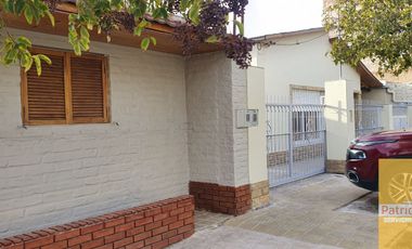 Casa en venta de 5 dormitorios en Centenario