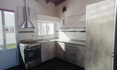 VENTA - CASA - 2 DORMITORIOS - PUNTA ALTA