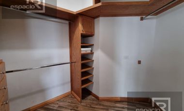CASA EN VENTA EN VALLE DEL ÁNGEL FRENTE A PARQUE  CON RECAMARA EN PLANTA BAJA