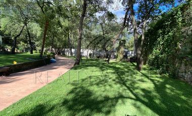 Casas en Venta en Bosques de San Ángel Sector Palmillas