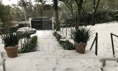 Casas en Venta en Bosques de San Ángel Sector Palmillas