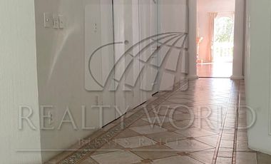 Casas en Venta en Bosques de San Ángel Sector Palmillas