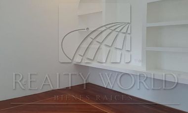 Casas en Venta en Bosques de San Ángel Sector Palmillas