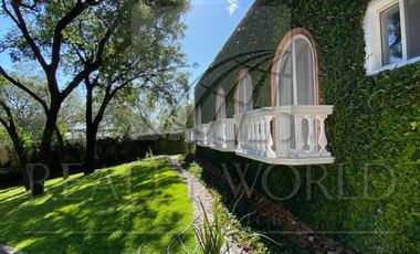 Casas en Venta en Bosques de San Ángel Sector Palmillas