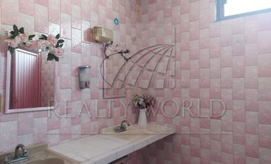 Locales en Venta en Las Puentes Sector 5