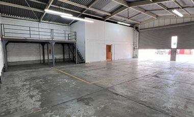 Bodegas en venta en Iztapalapa.