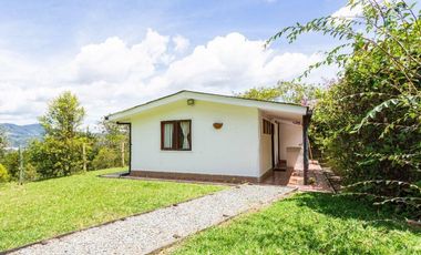 Finca en venta en La Ceja