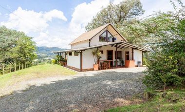 Finca en venta en La Ceja