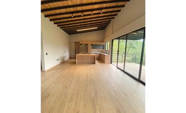 Casa campestre para la venta, Parcelación cerrada, El Retiro