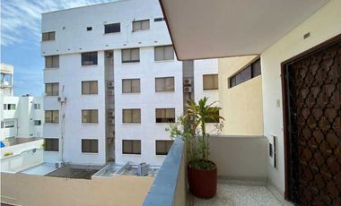 Apartamento Residencial Amplio en Rodadero- 005