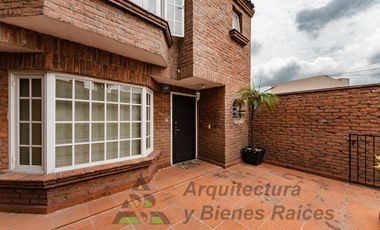 CASA EN CONDOMINIO EN VENTA