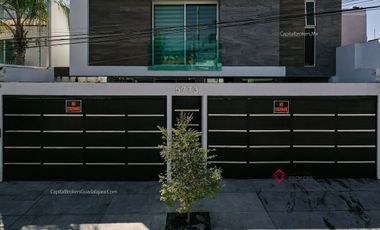 Casa en Venta de Lujo Arcos Guadalupe Zapopan