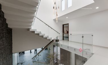 Casa en Venta de Lujo Arcos Guadalupe Zapopan